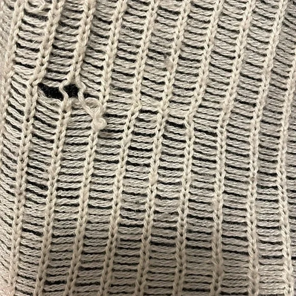 skull cardigan 💀 - Picture 4 of 6